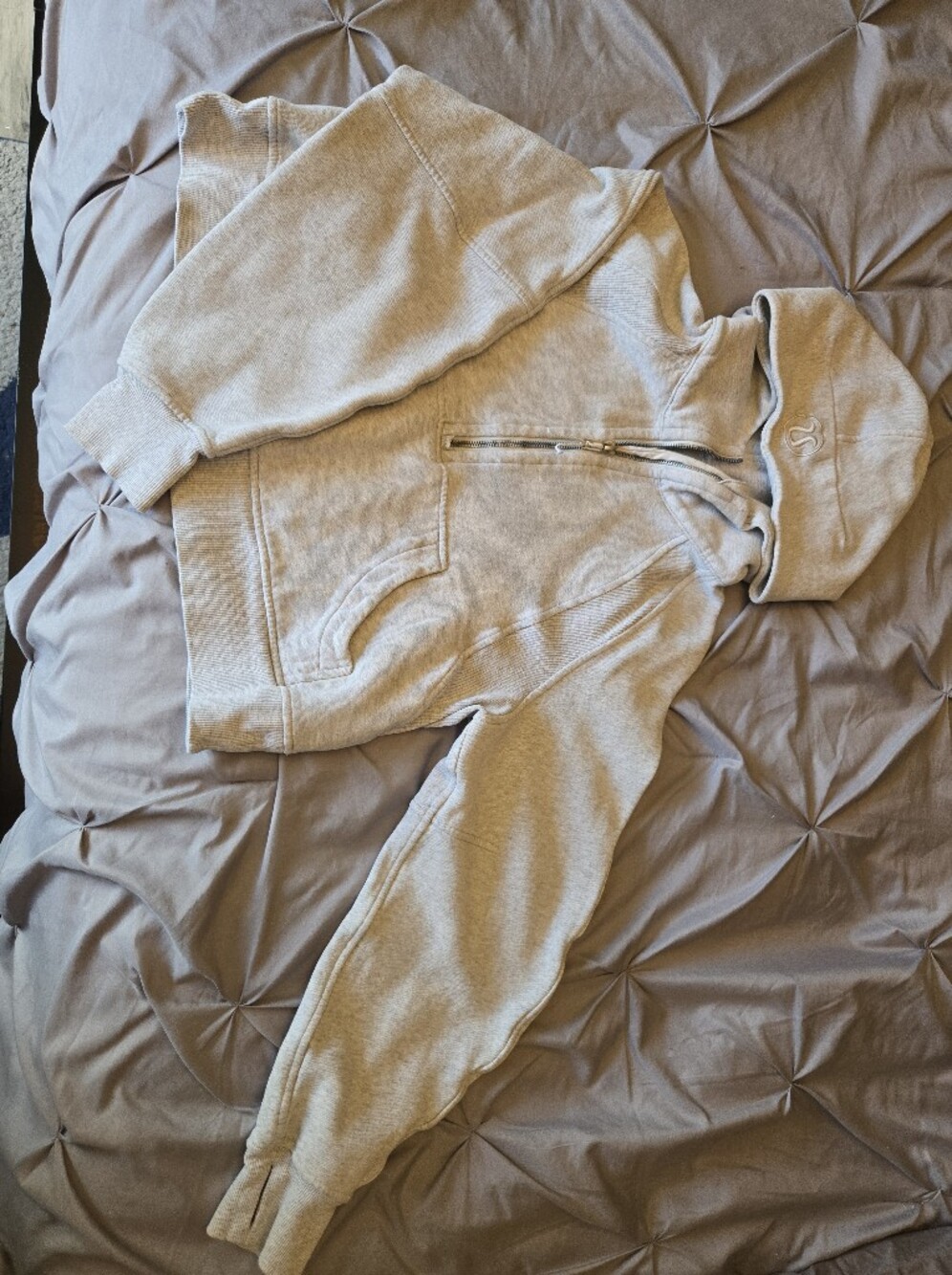 lululemon athletica Women's Light Beige Zip-Up Hoodie